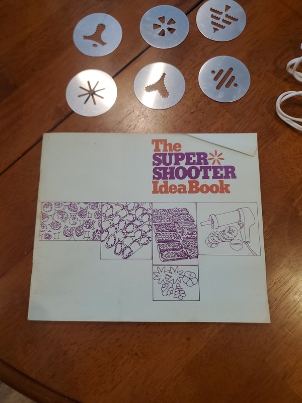 🔥Vintage Wear-Ever Super Shooter 70001 Electric Cookie Candy Maker w/Box Tested gallery