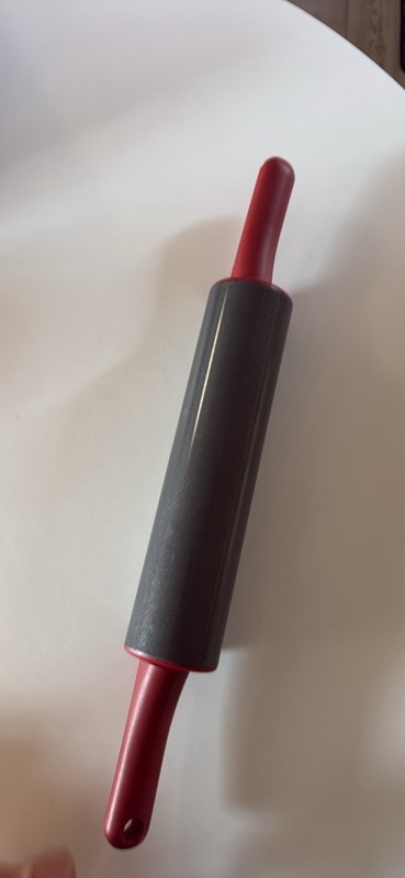 KitchenAid 22″ Non-Stick Carbon Steel Rolling Pin Red Nylon Handles Easy Clean
