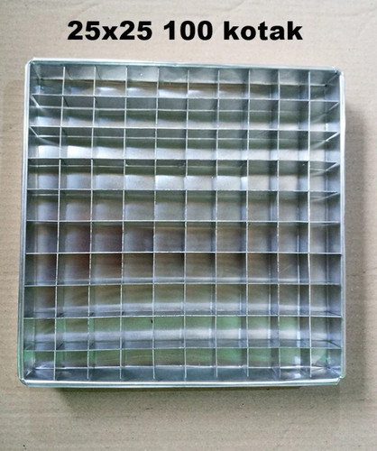Candy/Brownie Divider Pan 25×25 100 Slot 10×10 Grid Aluminium Baking Mold Cake