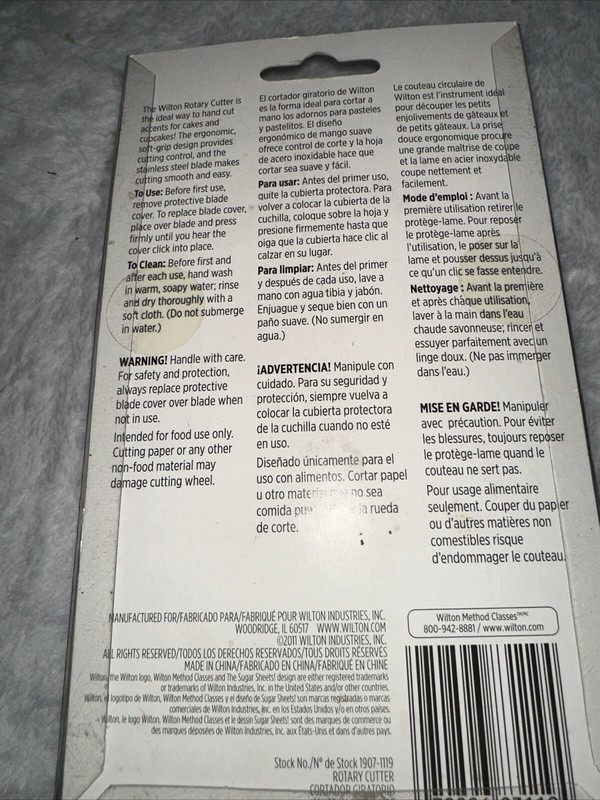 CAKE DECORATING: Wilton Rotary Cutter for Fondant or Gum Paste Brand New Sealed gallery