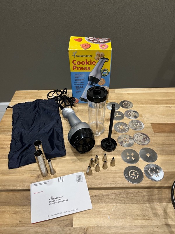 Toastmaster Cookie Press – with original box