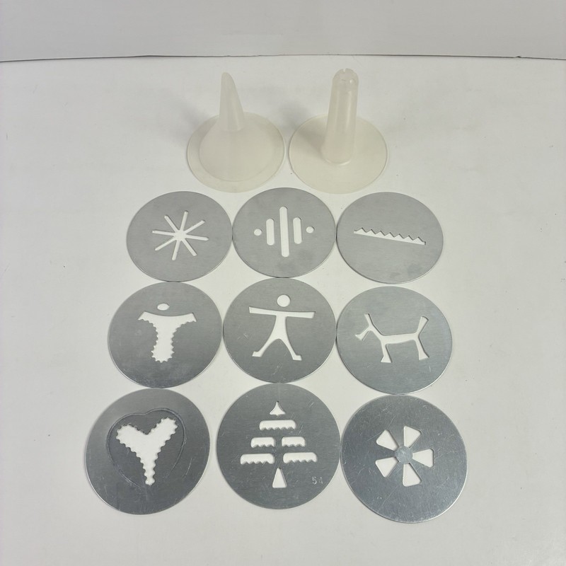 Wear-Ever Super Shooter 70001 Cookie Press Replacement Parts 9 Discs & 2 Tips
