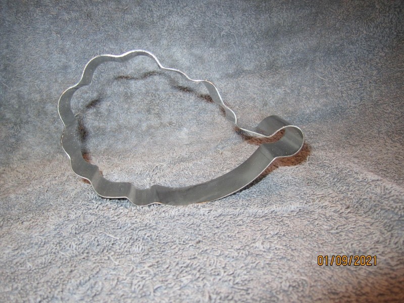 Large Tin Cloud Cookie Cutter