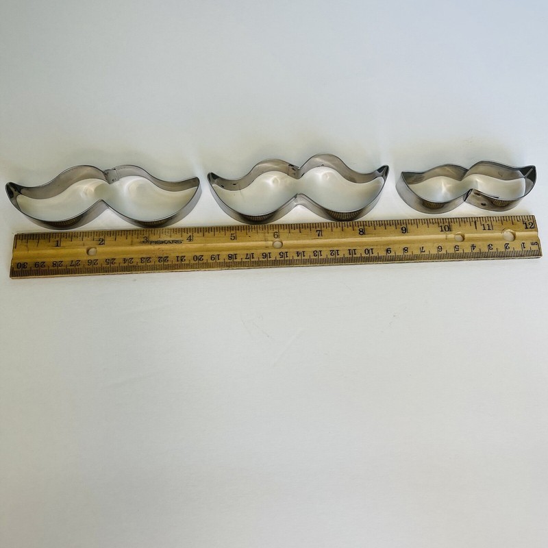 3 Pcs Set/ Mustache Cookie Cutters, Fondant, Pastry, Biscuit, Cake Decorating gallery