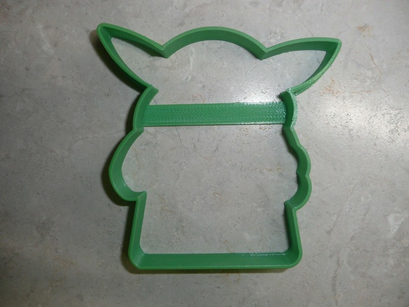 BABY YODA ADORABLE SPACE BABY CHILD POSE 1 STAR WARS COOKIE CUTTER USA PR3356 gallery