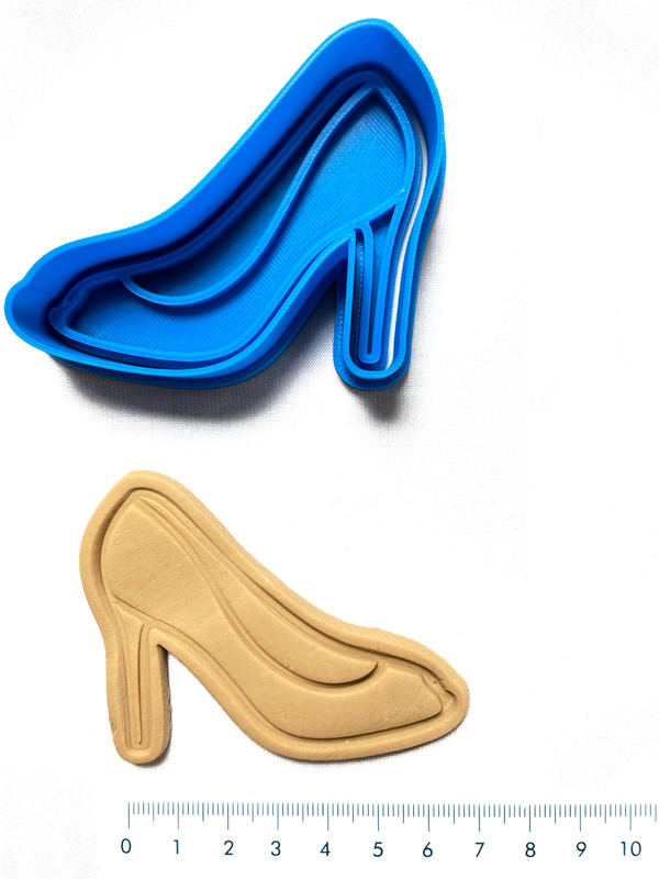 Shoe cookie cutters + embossers - Heels, Nike and Vans sneakers gallery