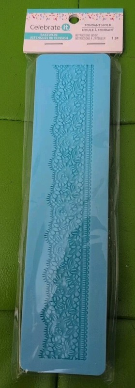 Silicone Fondant Floral Spring 8″ X 2″ NEW Celebrate It