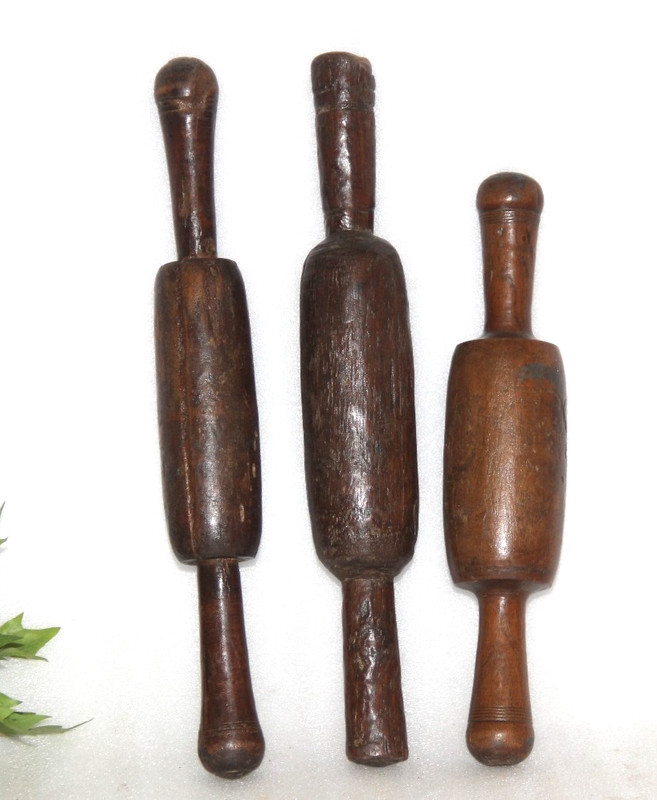 Antique Wooden Kitchenware Chapati Bread Rolling Pin Belan Original Old Hand Car