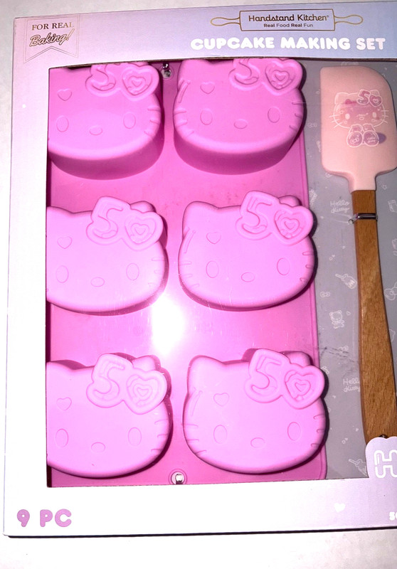 Hello Kitty 5oth Anniversary Cupcake Baking Gift Set Collectors Edition 9pcs New gallery