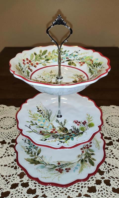 Certified International Christmas Gatherings Melamine Christmas FloralCake Stand