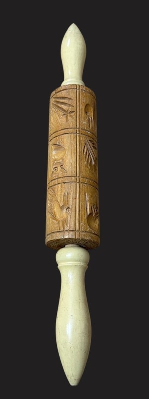 Wooden embossed Rolling Pin dough Carved Farm Animal & Floral Patterns 14″