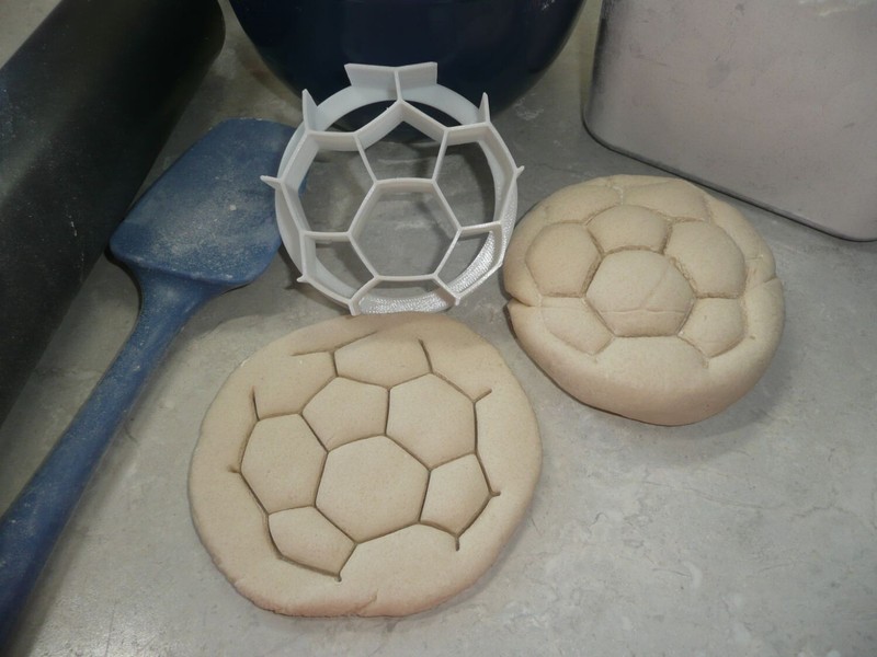 SOCCER BALL SET OF 2 SIZES CONCHA COOKIE CUTTER MEXICAN SWEET BREAD STAMP PR1765 gallery