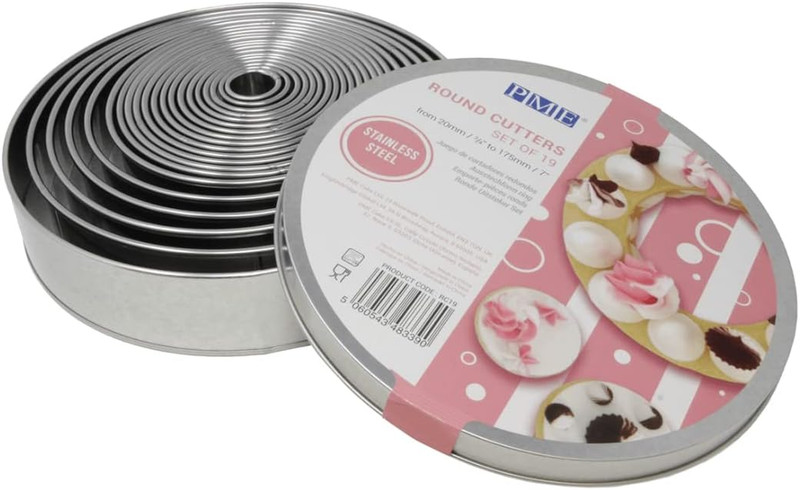round Stainless Steel Cutters – Set of 19