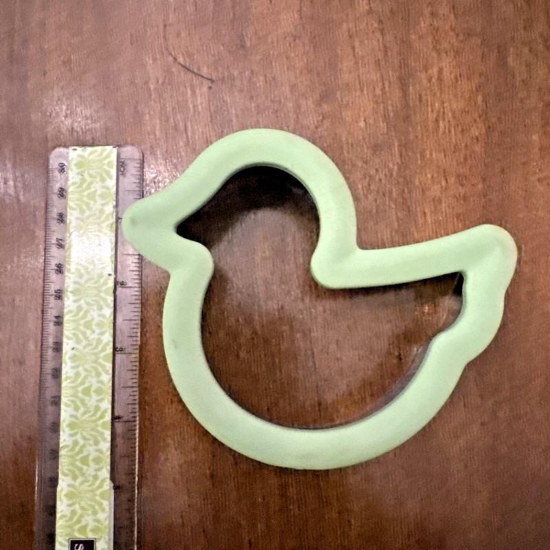 Wilton Comfort Grip Duck Cookie Cutter gallery