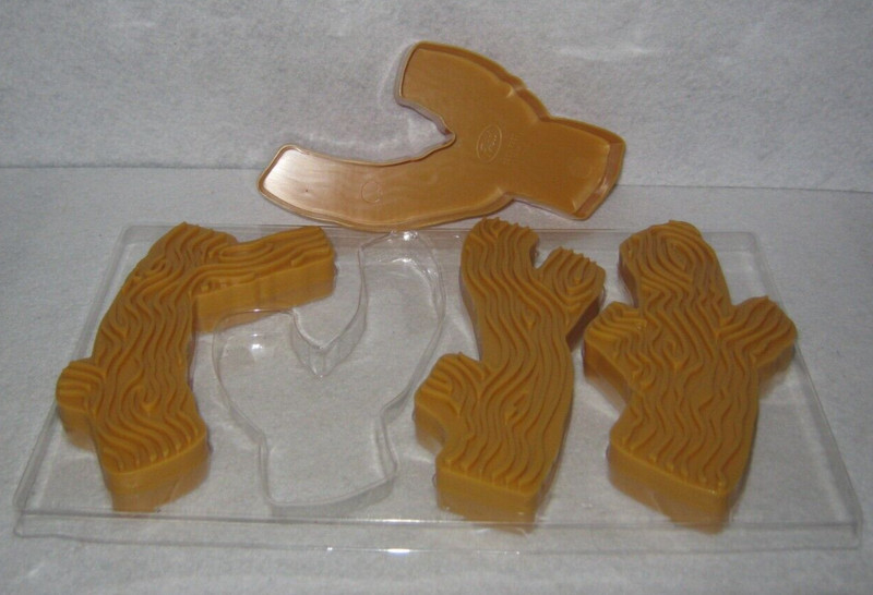 Genuine Fred - Cookie Cutter Set - Whole Grain Cookies - Set of 4 "Woodsy Shapes gallery