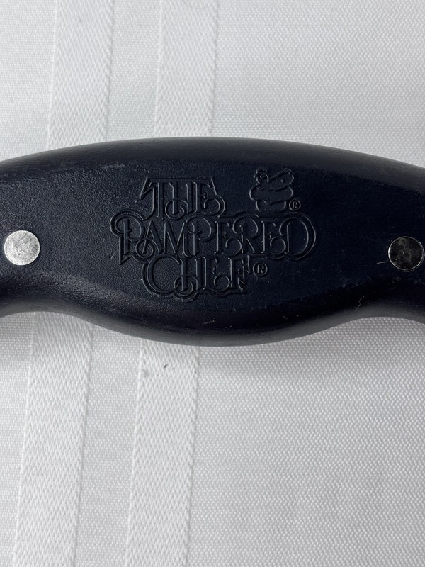THE PAMPERED CHEF Wavy Chopper/Scraper/Dough/Pastry Cutter Stainless Steel Black gallery
