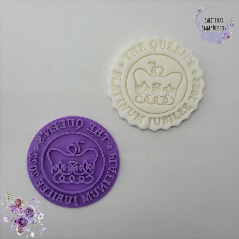 Queen’s Platinum Jubilee Cookie Embosser Stamp Cupcake Fondant Stamp Icing Stamp