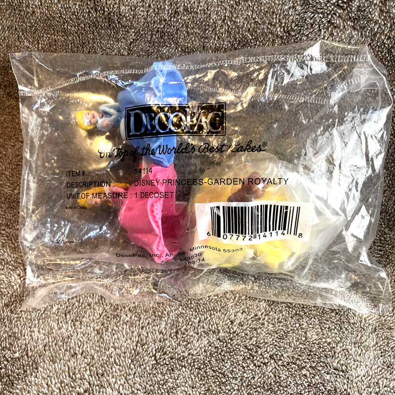 DecoPac Cake Topper Disney Princess Garden Royalty-Belle Cinderella Aurora NOS