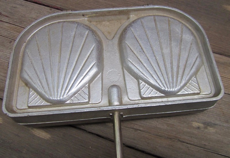Vintage Madeleine Cookie Press Made in France S.E.F.A.M.A. 14" Press 8" X 5" W@W gallery