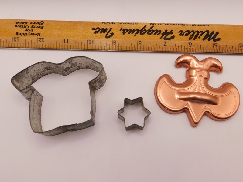 T Shirt-Star-Fleur De Lis Cookie Cutters