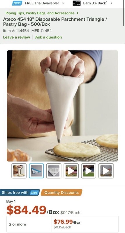 Ateco Parchment Paper Triangles 500 Count 18" x 18" x 25 1/4" Baking Pastry gallery