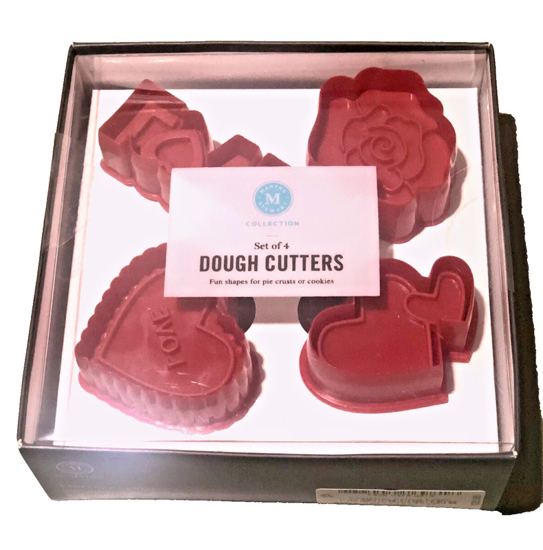 MARTHA STEWART VALENTINE'S LOVE PIE-CRUST COOKIESCUTTERS SET RED PLASTIC 2" NIB gallery