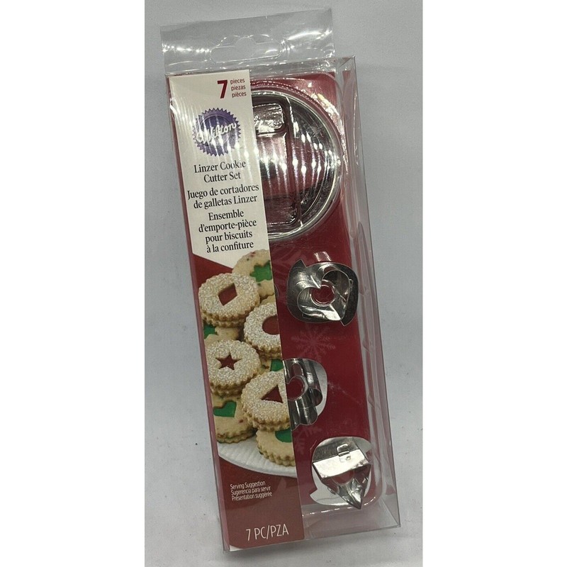 Wilton Linzer Cookie Cutter Set Christmas Fluted Round + 6 Shapes Holiday Baking