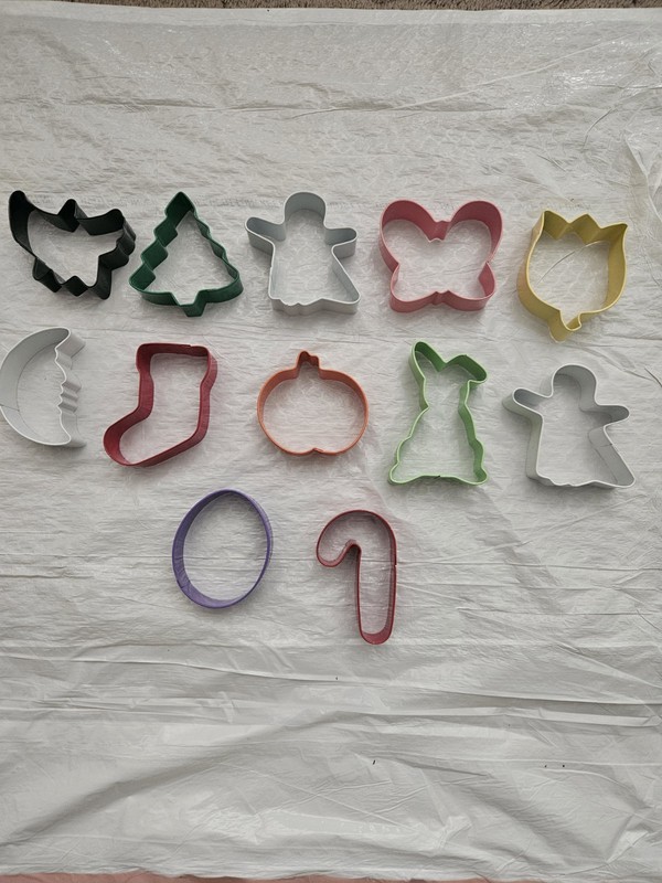 Wilton Steel Cookie Cutters Assortment Christmas Halloween And Easter!