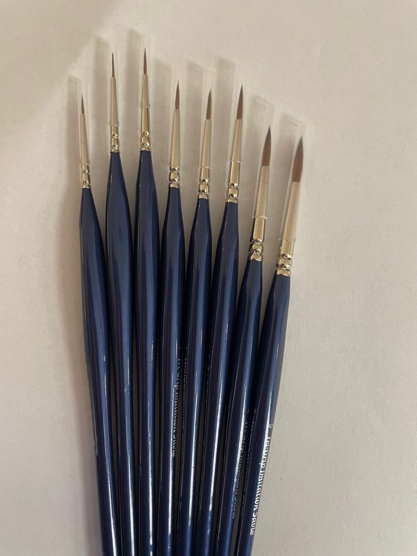 model painting brushes, warhammer airfix Army painter etc tri-grip comfort feel