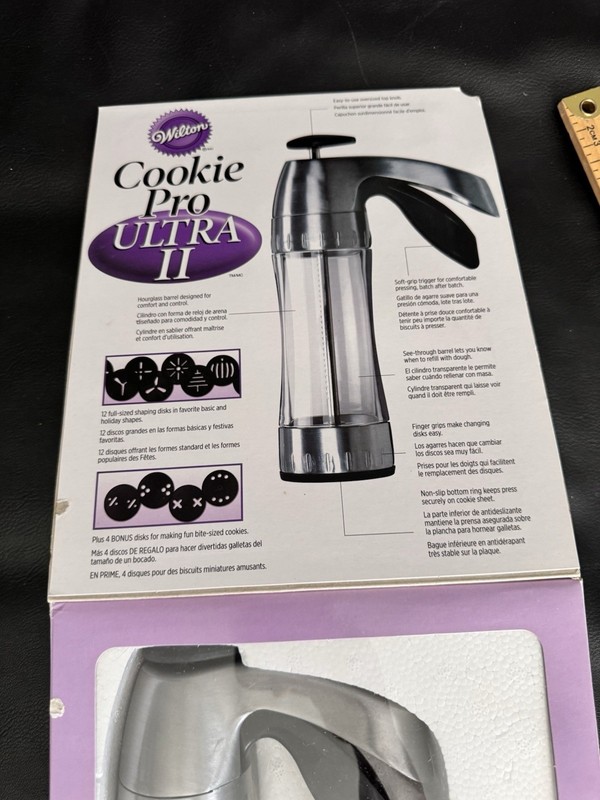 Wilton Cookie Pro Ultra II 2 Cookie Press 16 Disks Spritz Press gallery