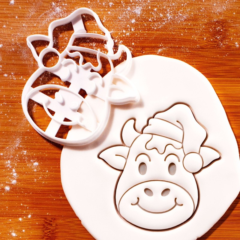 Santa Cow Cookie Cutter – Christmas farm animal festive farmhouse dairy barnyard