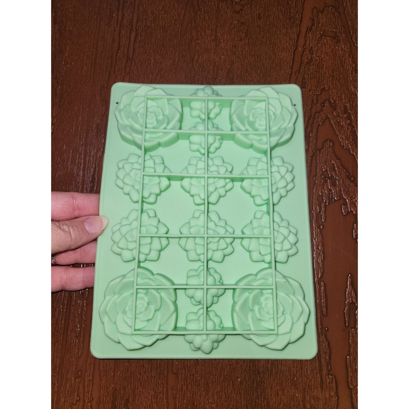 Wilton Silicone Mold Green Roses Flowers gallery
