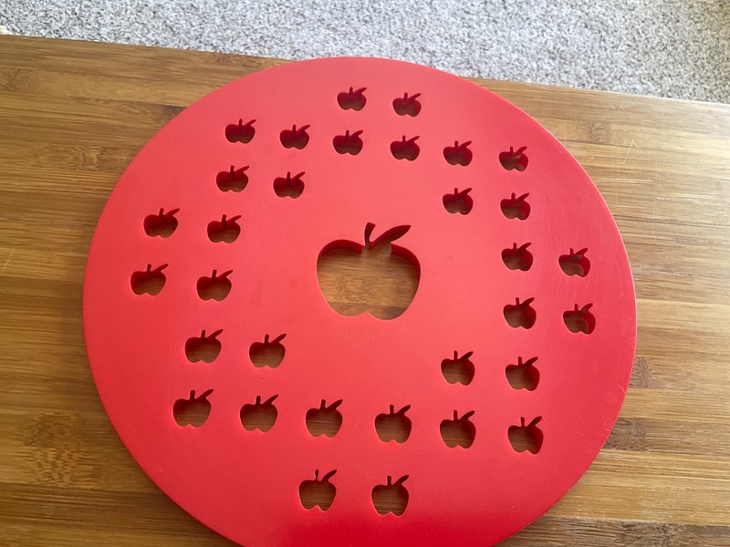 Apple Pie Crust Top Cutter 9.5″ by Fox Run