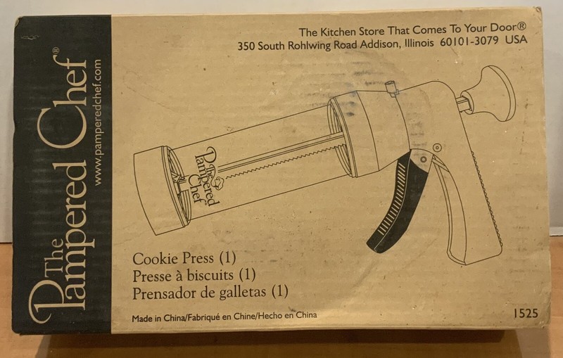 Pampered Chef Cookie Press #1525 Spritz Very Good condition, Missing #16 Disc