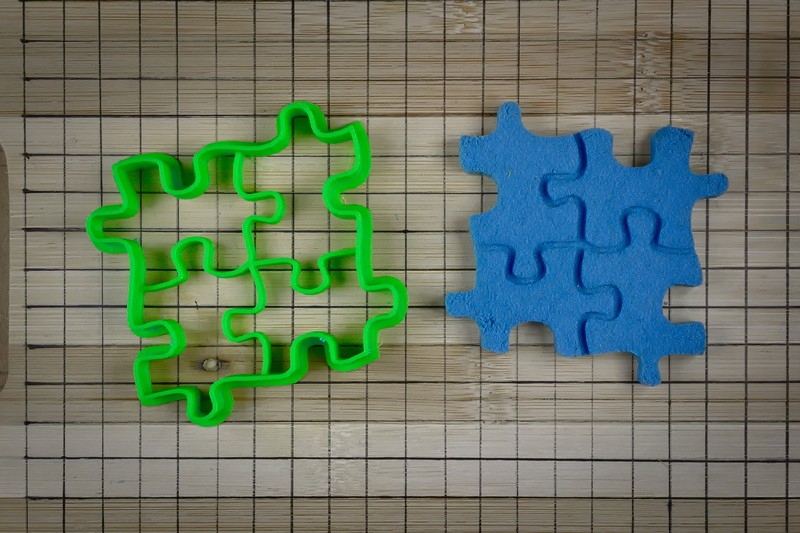 Puzzle Game - Four pieces puzzle - Jigsaw Puzzle - Cookie cutter Multi-Size gallery
