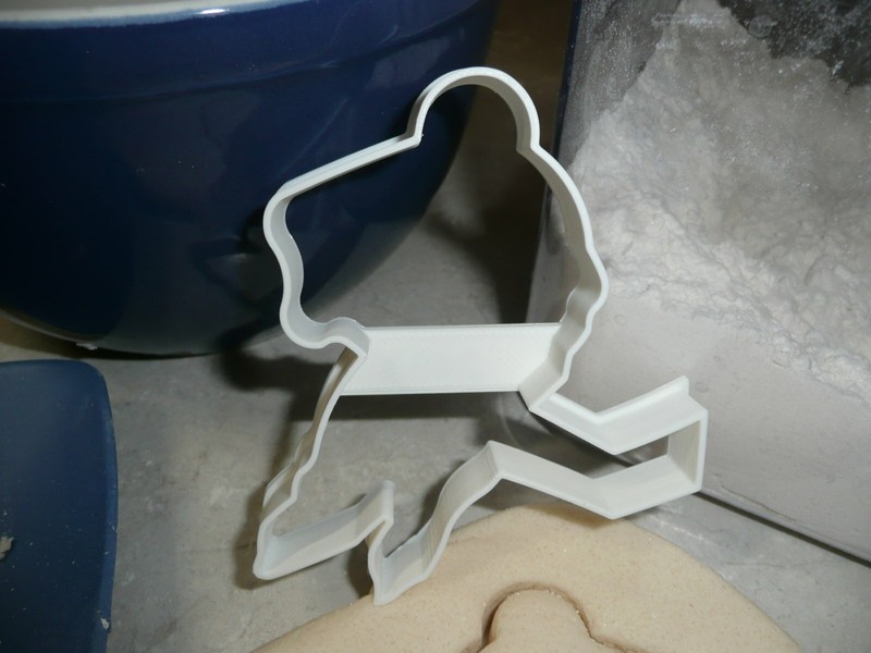 ICE HOCKEY PLAYER WITH STICK OUTLINE TEAM SPORTS NHL COOKIE CUTTER USA PR2483 gallery