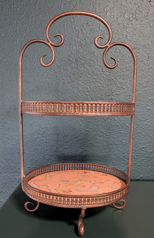 VTG Tracy Porter 2-Tier Artesian Road Dessert Display Stand Paisley Glass Top gallery