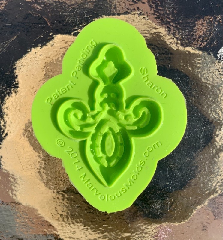 Sharon Lace Fleur de Lis Mold *clear* by Marvelous Molds