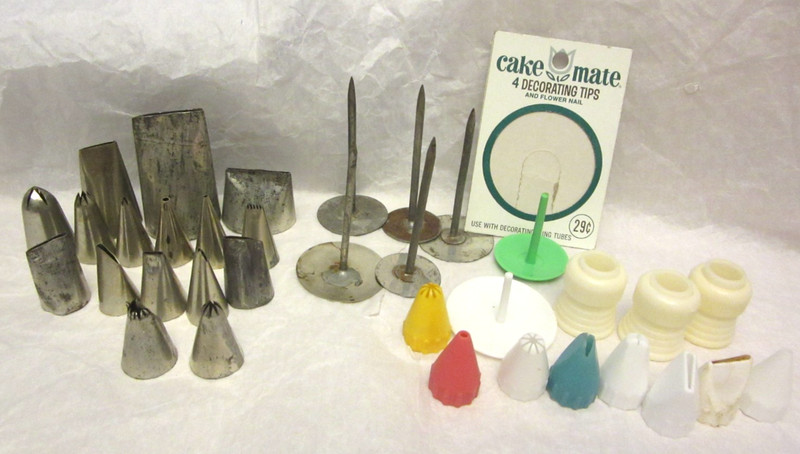 VTG ATECO FANCY PASTRY DECORATING ICING PIPING TIPS Cake Mate Large Lot