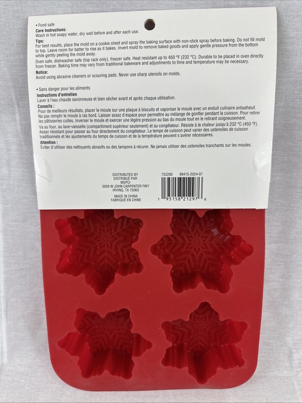 CHRISTMAS Snowflake Silicone Baking Molds Medium Sized New 6 Compartment gallery