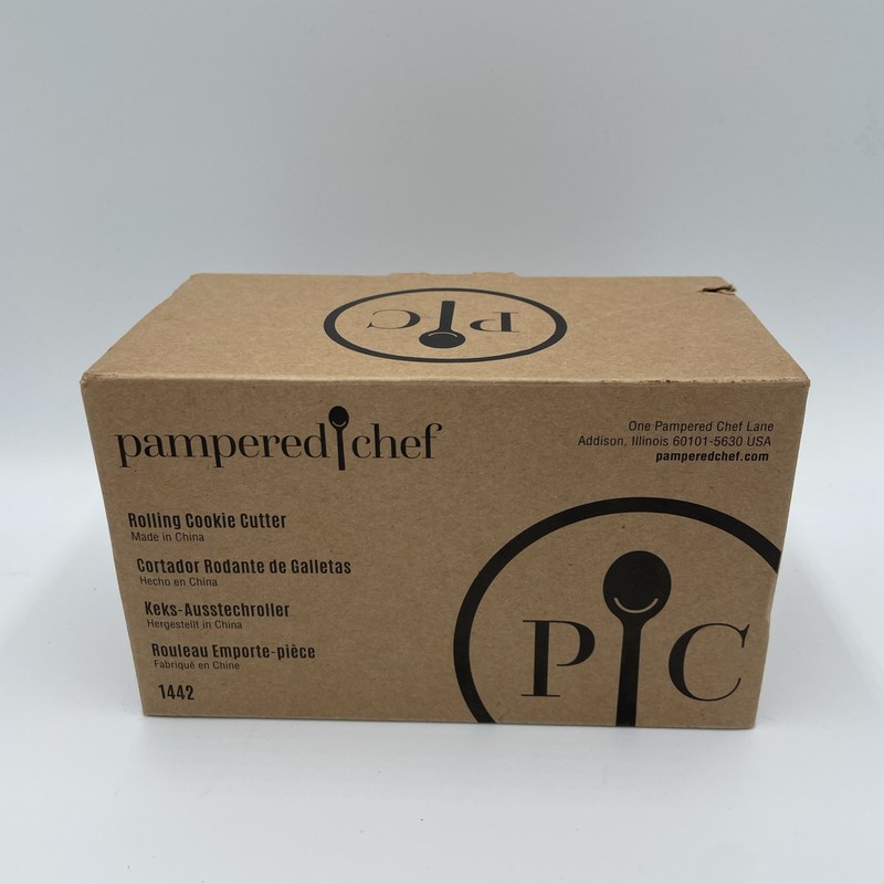 Pampered Chef Rolling Cookie Cutter Item #1442 Retired-Circle, Heart, Square NIB