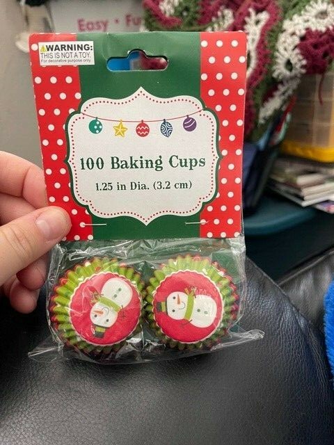 Regent 100CT Mini Snowman Christmas Baking Cups 1.25" New!