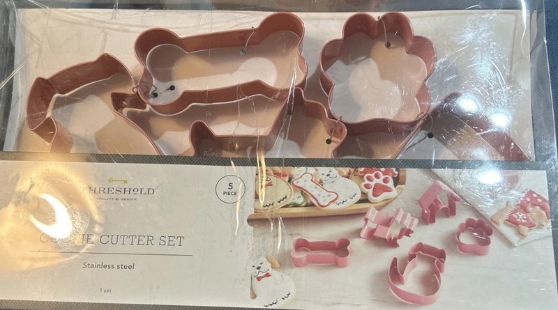 Cookie Cutter Set 5 Piece. Threshold. Pet Themed. Pink Stainless.