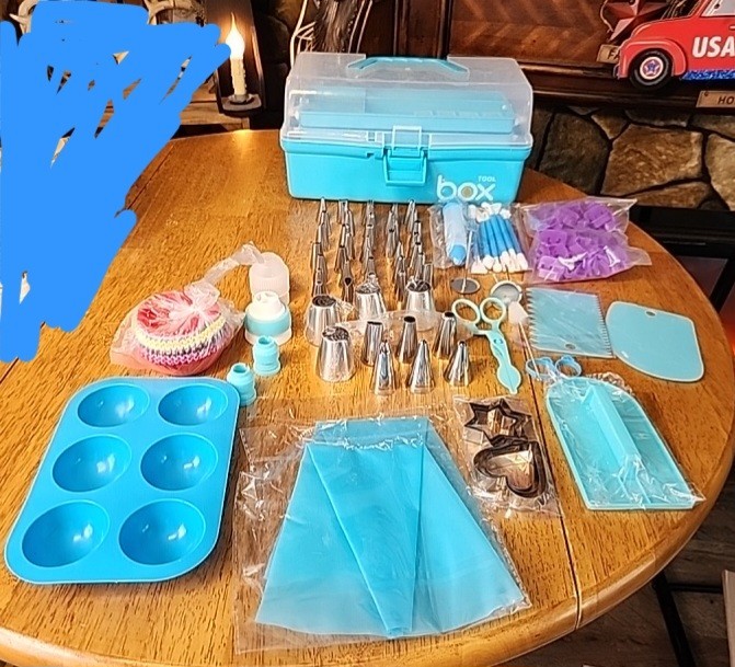Cake Decorating Kit gallery