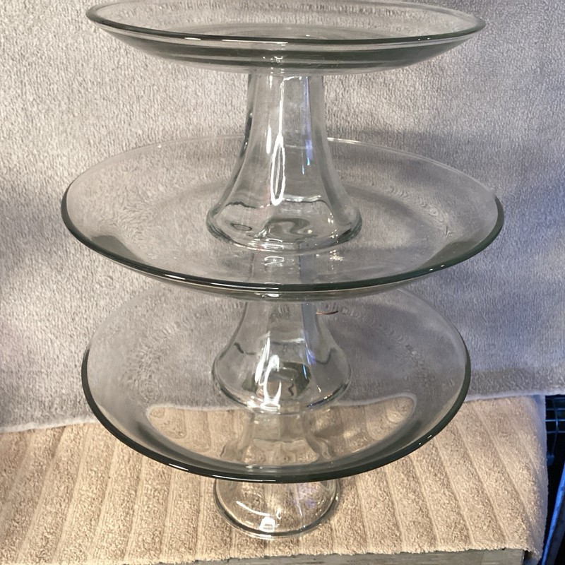 Anchor Hocking Presence 3 tiered glass platter set (HAS 10” BASE INSTEAD OF 13”) gallery