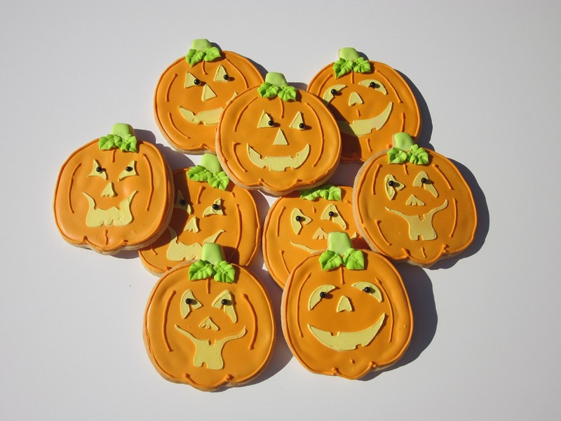 Pumpkin Halloween Faces Cake Stencils Beige Semi Transparent Decor Tool gallery
