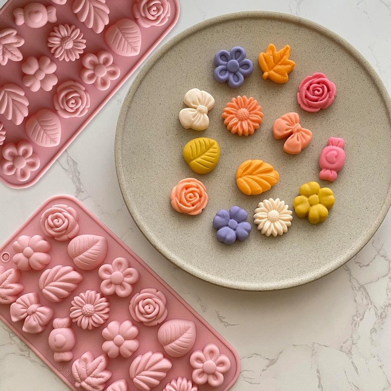 Daisy Chocolate Molds set Daisy Flower Silicone Candy Tray 2 PCS gallery