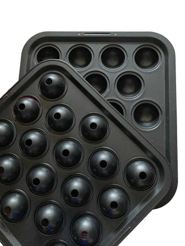 Cake Pops Metal Baking Mold Black Non Stick for 18 Pops 13x12x3 Party Supply gallery