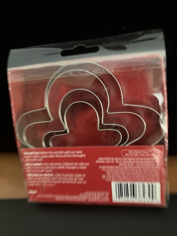 Gingerbread Man Cookie Cutters 4 Piece Christmas Holidays Wilton! New! gallery