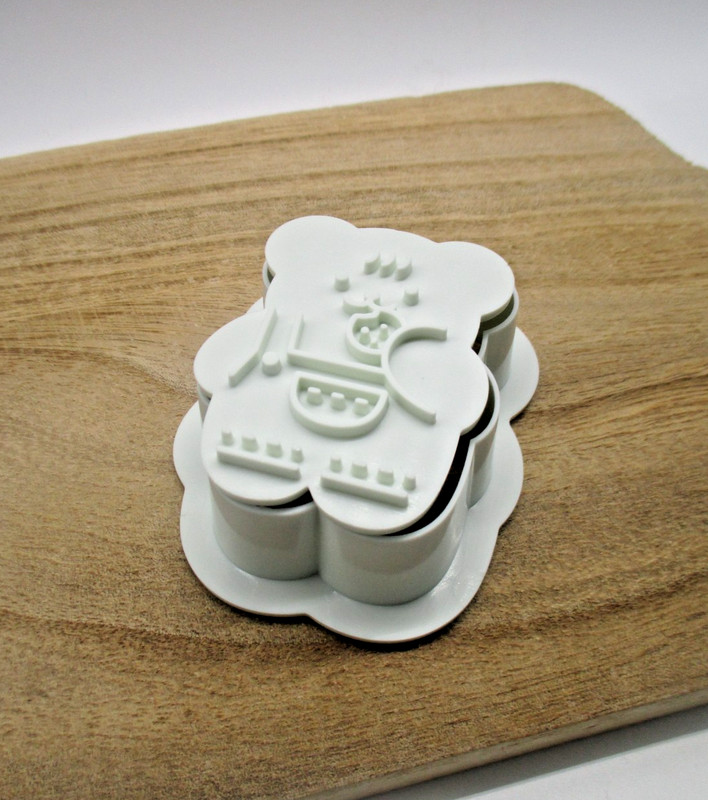Cotta Yuru Kuma Stamp Cookie Cutter Cute Bear woth stamp Cookie Mold